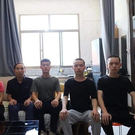 女主叫冷悠然