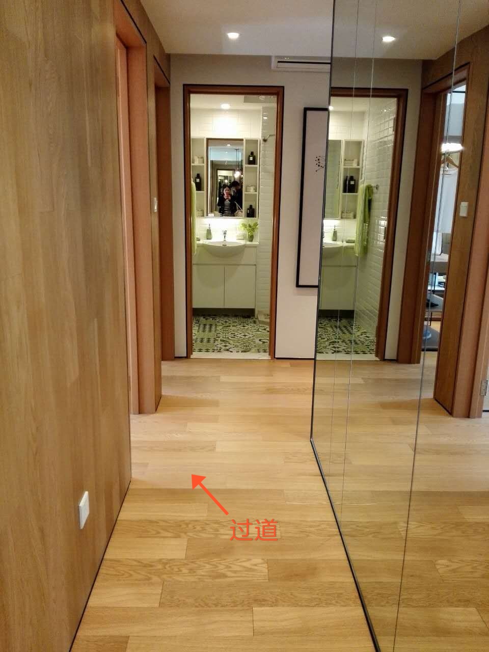 装修房子过门石上方放铜钱