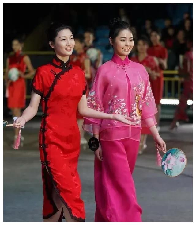 潍坊男孩女孩还开吗